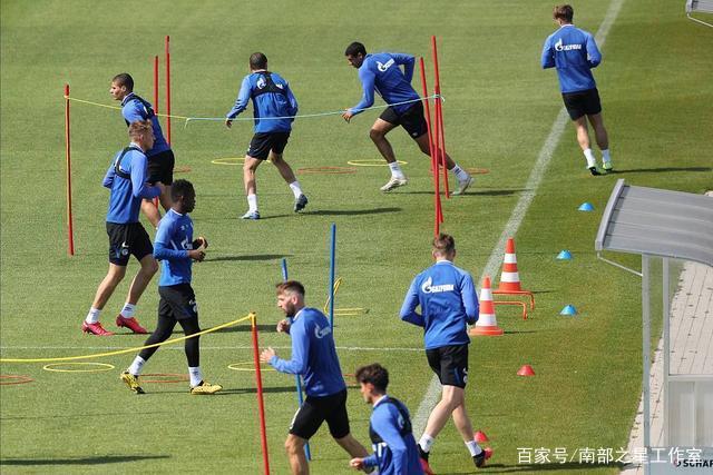 马兰-维尔13+9+11韩硕11分 四川送宁波十连败